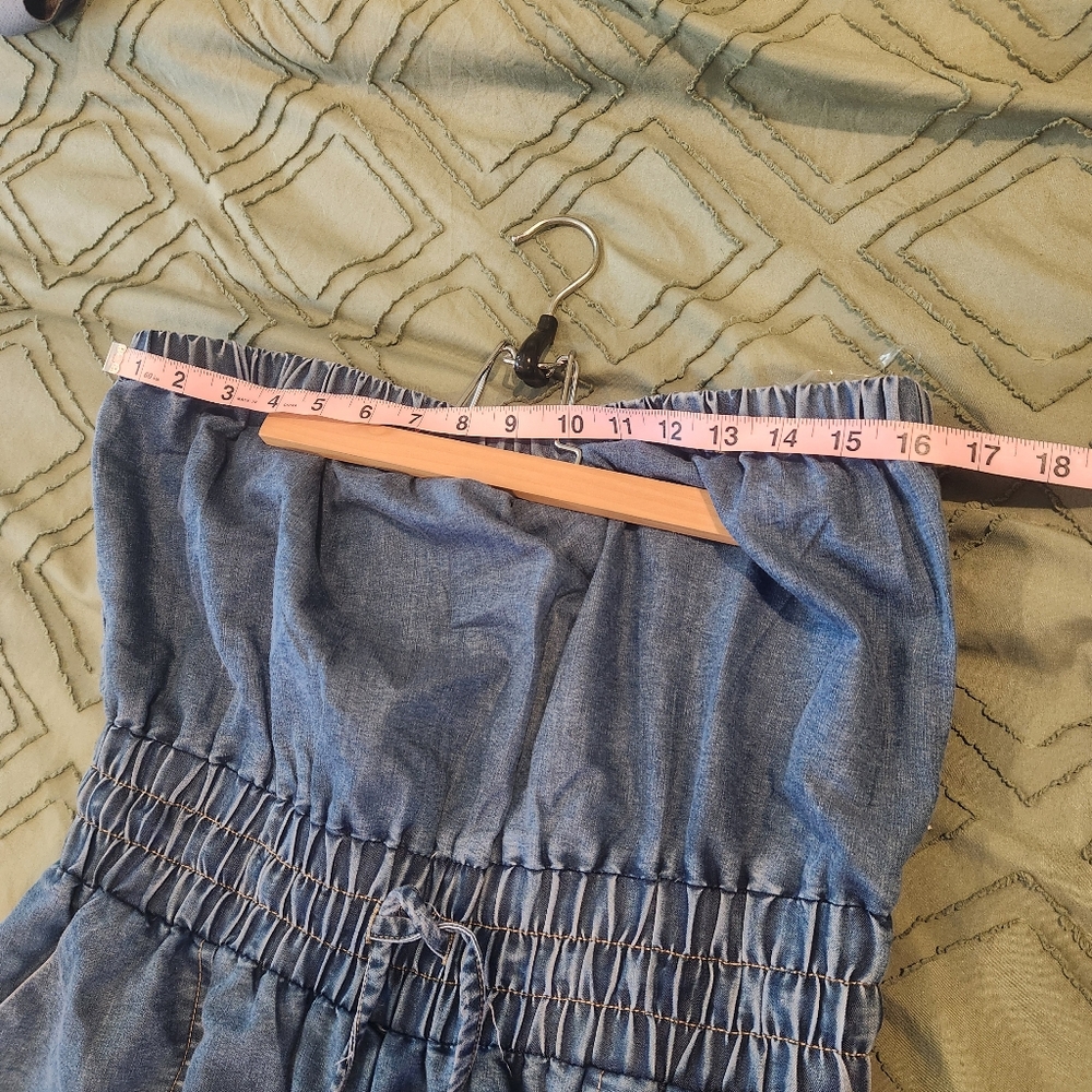 Blush blue jean slweveless jumpsuit. Size XL. Pockets on both sides. - Picture 7 of 11